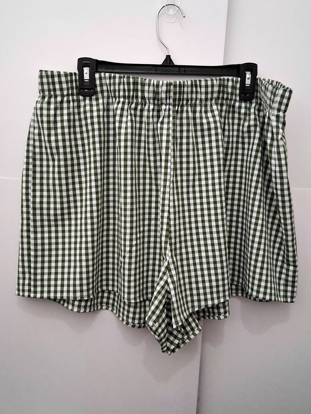 SHEIN Green Gingham Elastic-Waist Mini Shorts Size 4X